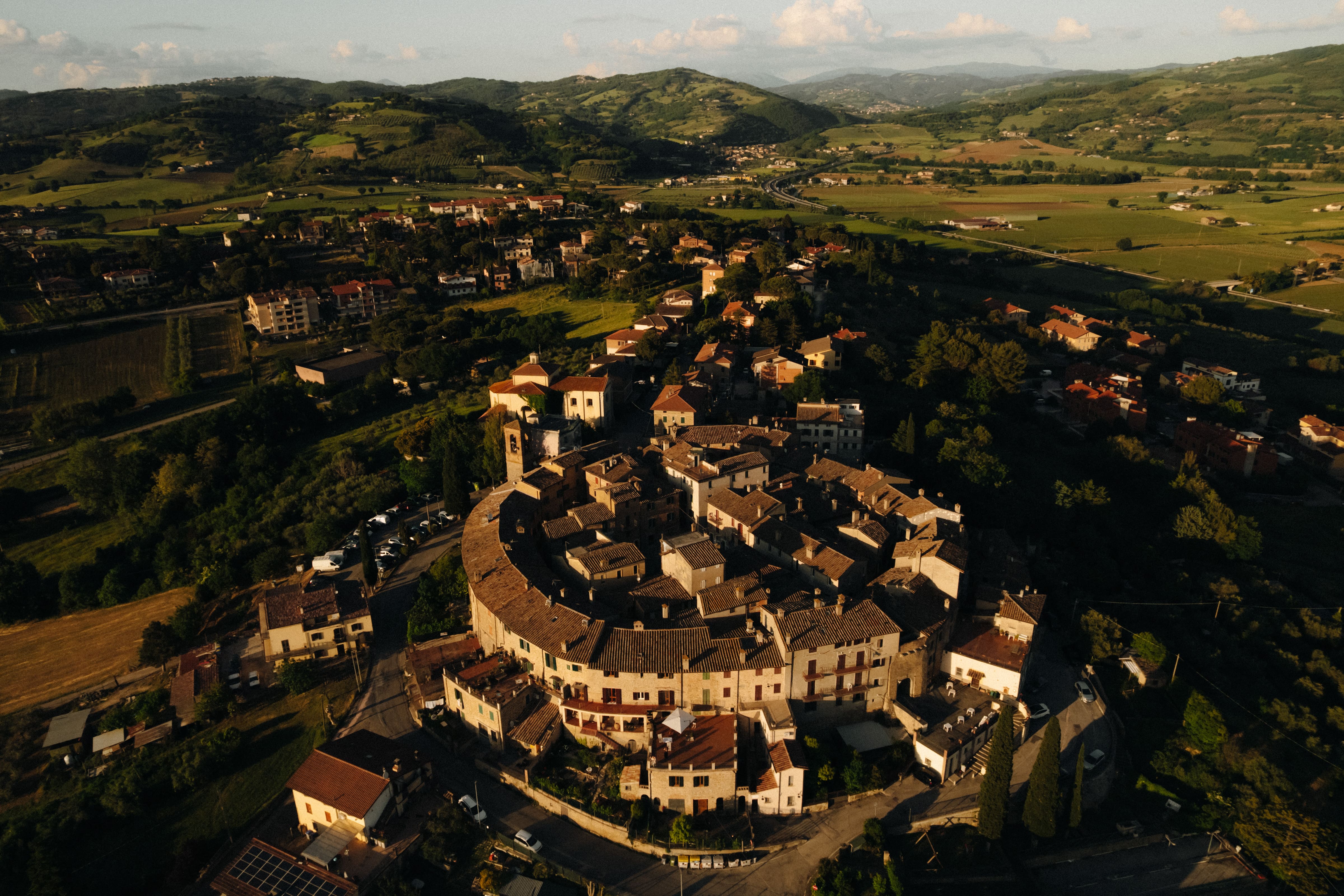 Castello di Ripa wśród wzgórz